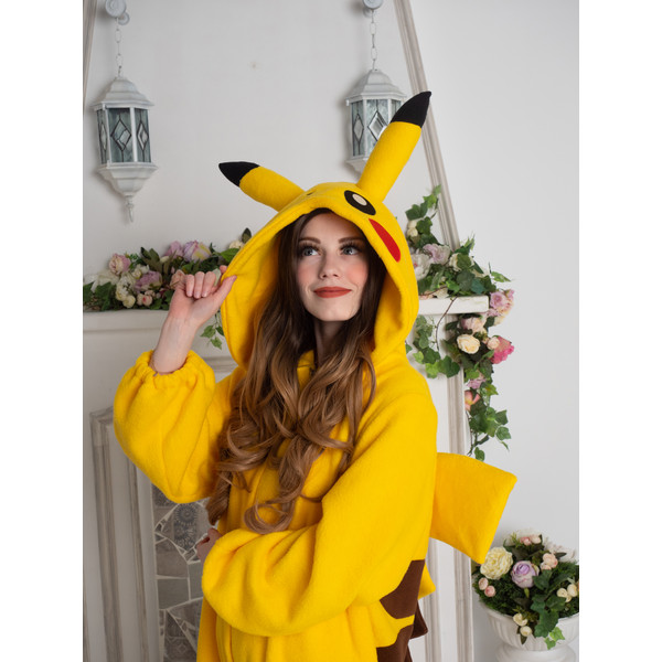 Pikachu pokemon kigurumi 03.jpg