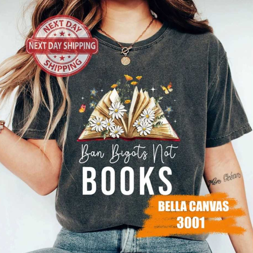 MR27102023155149readbannedbookstshirtfunnybookshirtwomenteachersbookimage1jpg