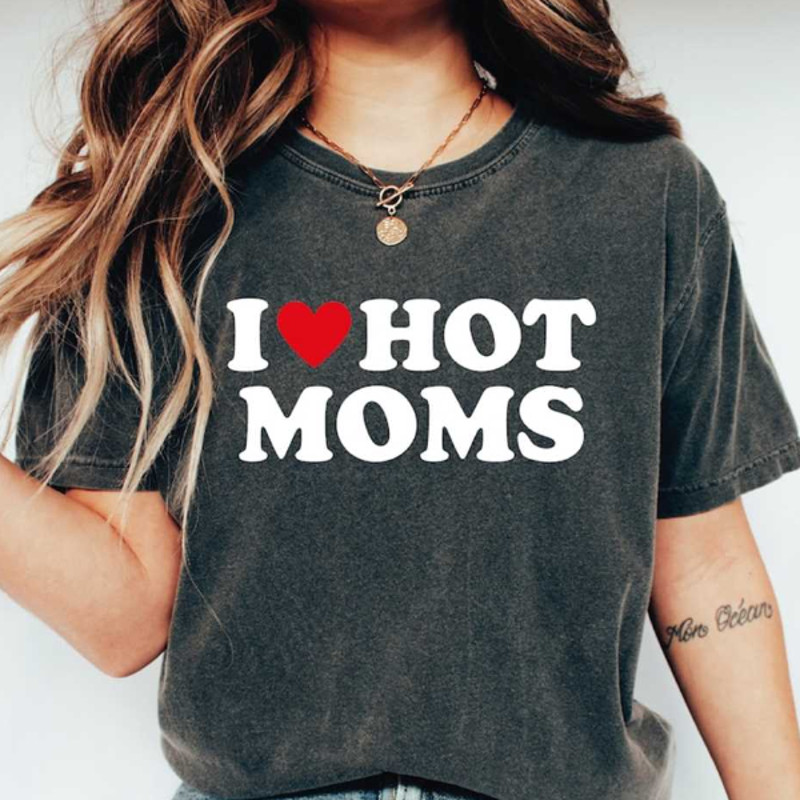 MR27102023103535ilovehotmomscomfortcolorsshirtilovehotmomsfunnyimage1jpg