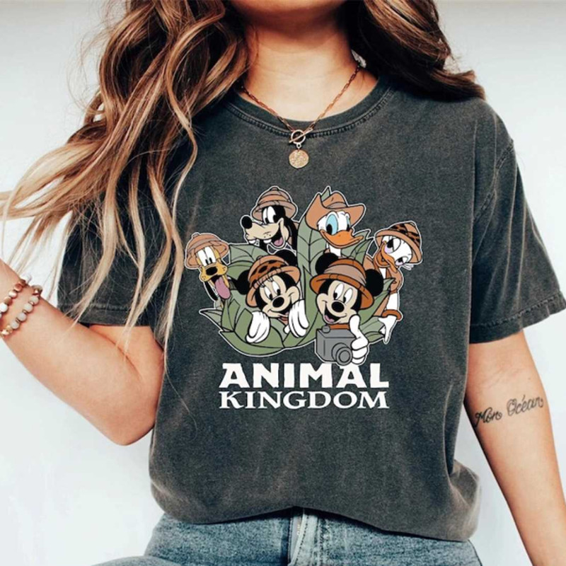 MR2542023231053animalkingdomsafaricomfortcolorsshirtdisneyvacationimage1jpg