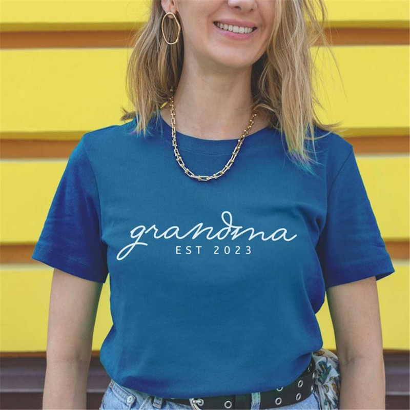 MR284202395432customnewgrandmatshirtgiftforgrandmothermothersimage1jpg