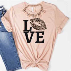 love lips valentines day shirt, valentines day woman sweatshirt, heart shirt, cute valentine shirt, valentines day gift,