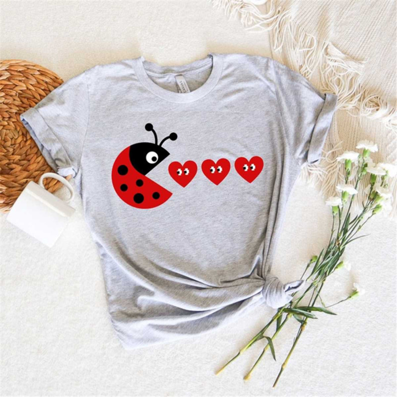MR352023103951ladybugshirtladbugeatinglittlecuteheartslovebugimage1jpg