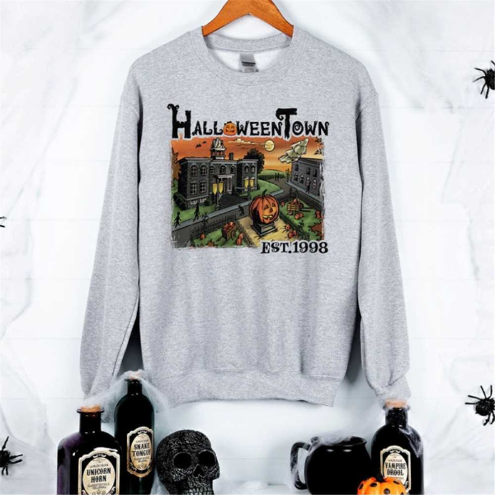 MR231020231115vintagehalloweentownest1998sweatshirthalloweenimage1jpg