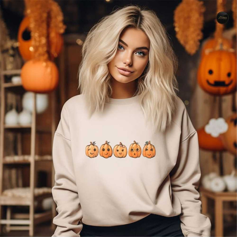 MR2410202395730pumpkinsweatshirtpumpkinsweaterjackolanternimage1jpg