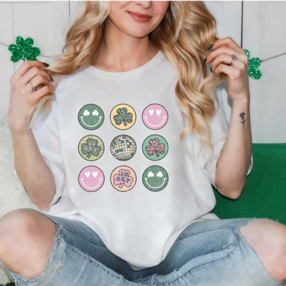 MR2410202315367smileycloversstpatricksdaytshirthappygoluckyimage1jpg