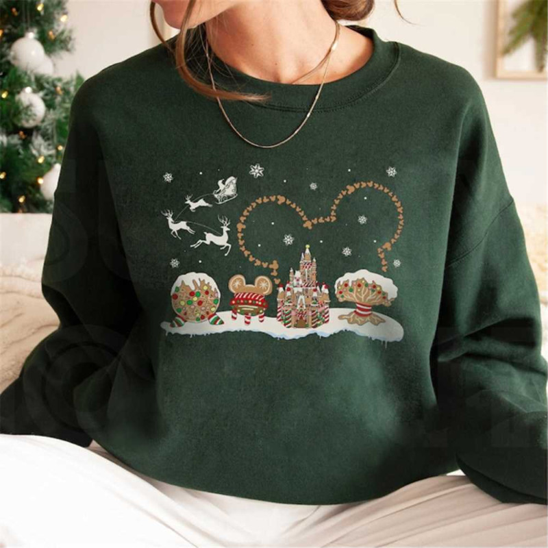 MR2510202314629disneyparkschristmassweatshirtdisneyfamilyvacationimage1jpg
