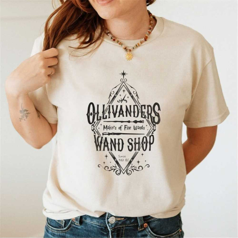 MR25102023152713ollivanderswandshopshirtmakersoffinewandsmagicimage1jpg