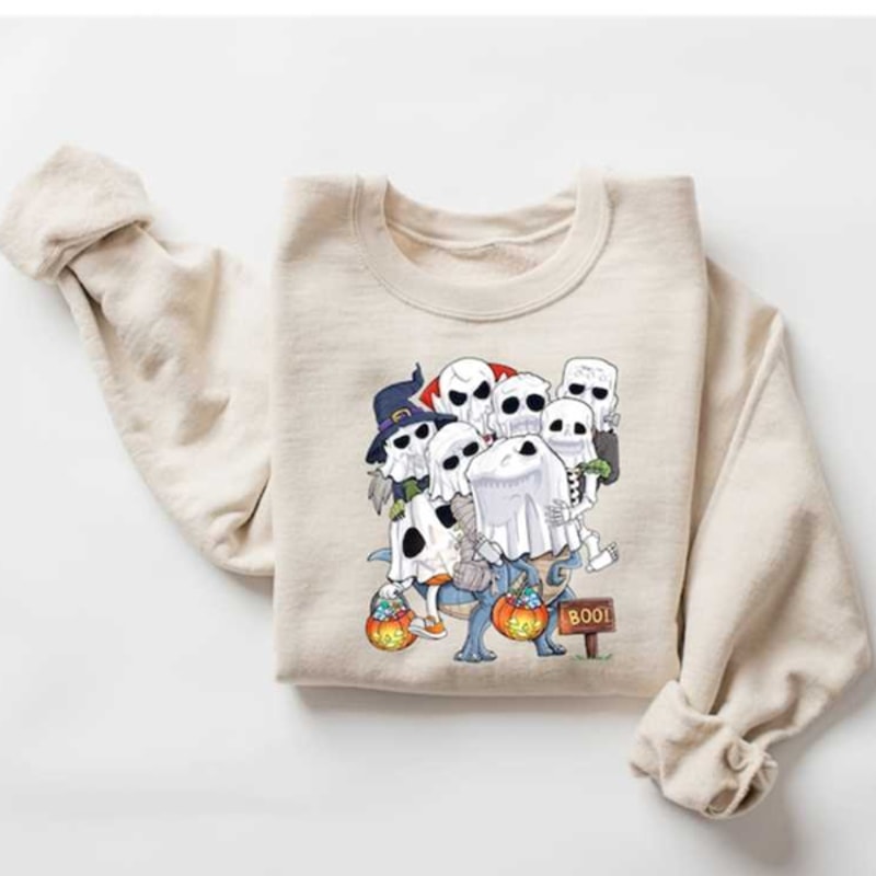 MR26102023165954theressomehorrorsinthishousesweatshirtfunnyhalloweenimage1jpg