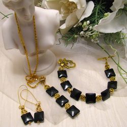 Black and gold jewelry set of pendant necklace, bracelet and earrings, black and gold crystal glass jewelry set