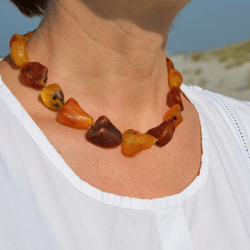 Baltic amber necklace, raw amber, Lithuanian amber jewelry