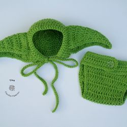 HANDMADE Yoda Baby Bonnet Set | Crochet Halloween Costume | Star Wars Photo Prop | Baby Shower Gift | Sizes 0- 12 Months