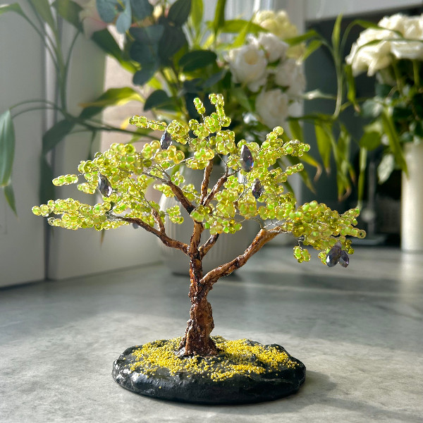 Artificial-lifelike-miniature-tree-sculpture.jpeg