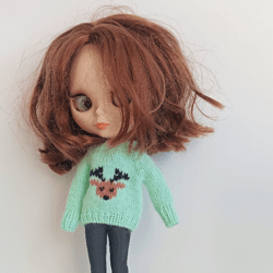 Fluffy Christmas sweater for Blythe doll