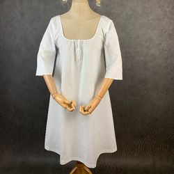 Historical chemise with sleeves