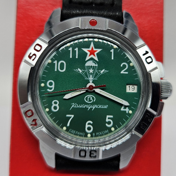 mechanical-watch-Vostok-Komandirskie-Airborne-Forces-431307-1