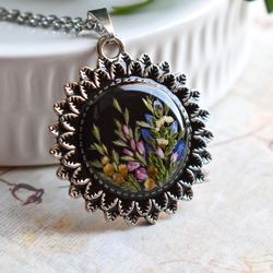 Real flowers pendant. Real flower necklace. Flowers in resin.