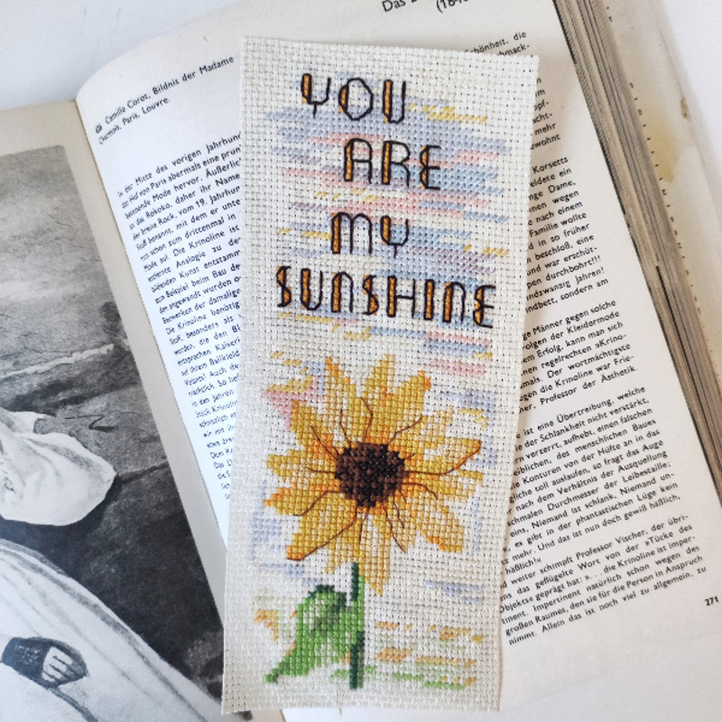 Sunflower cross stitch pattern.jpeg