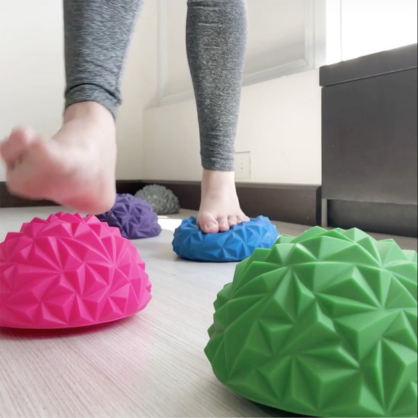 Spiky foot discount massage half ball