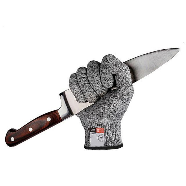 5 Best Cut Resistant Gloves for Kitchen Safety - Scrambled Chefs