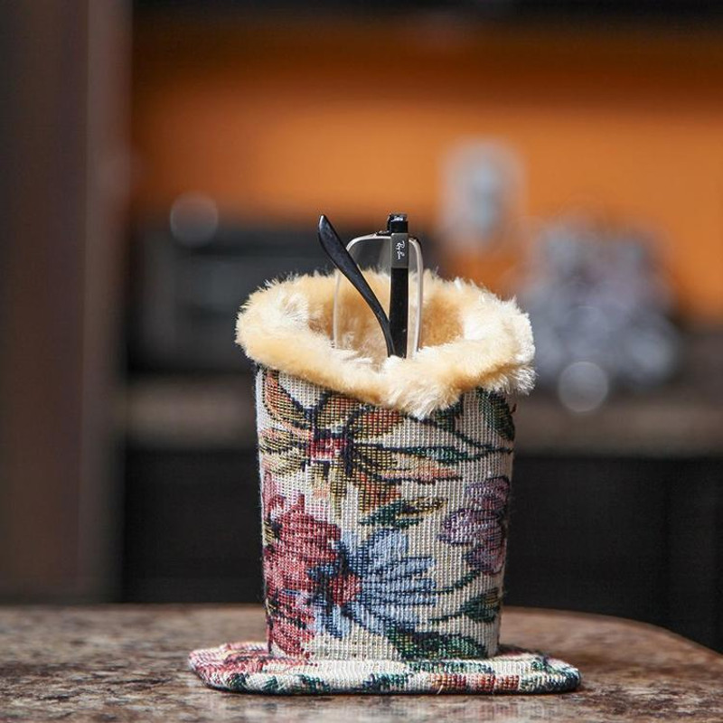 Luxury Faux Fur Eyeglass Holder 3