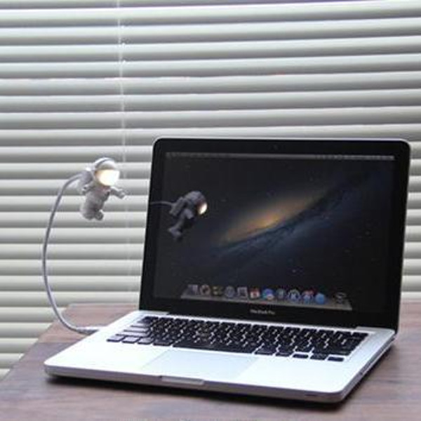 Cute & Flexible USB Spaceman Light | Inspire Uplift