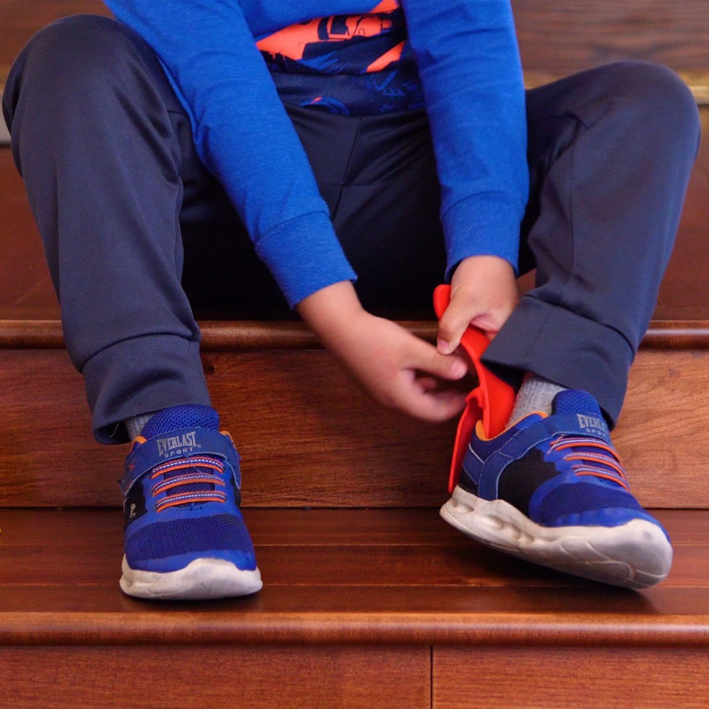 Lazy Shoe Helper  Effortless Shoe Assistance for Elderly  Mobility Needs