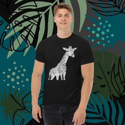 cute giraffe men's classic tee