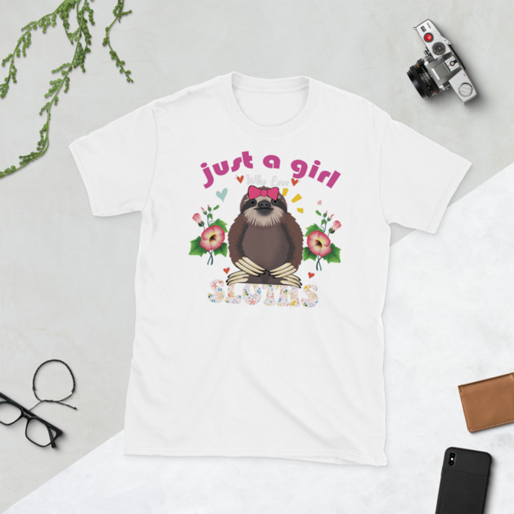 Just a girl who loves sloths T-Shirt Short-Sleeve Unisex T-Shirt