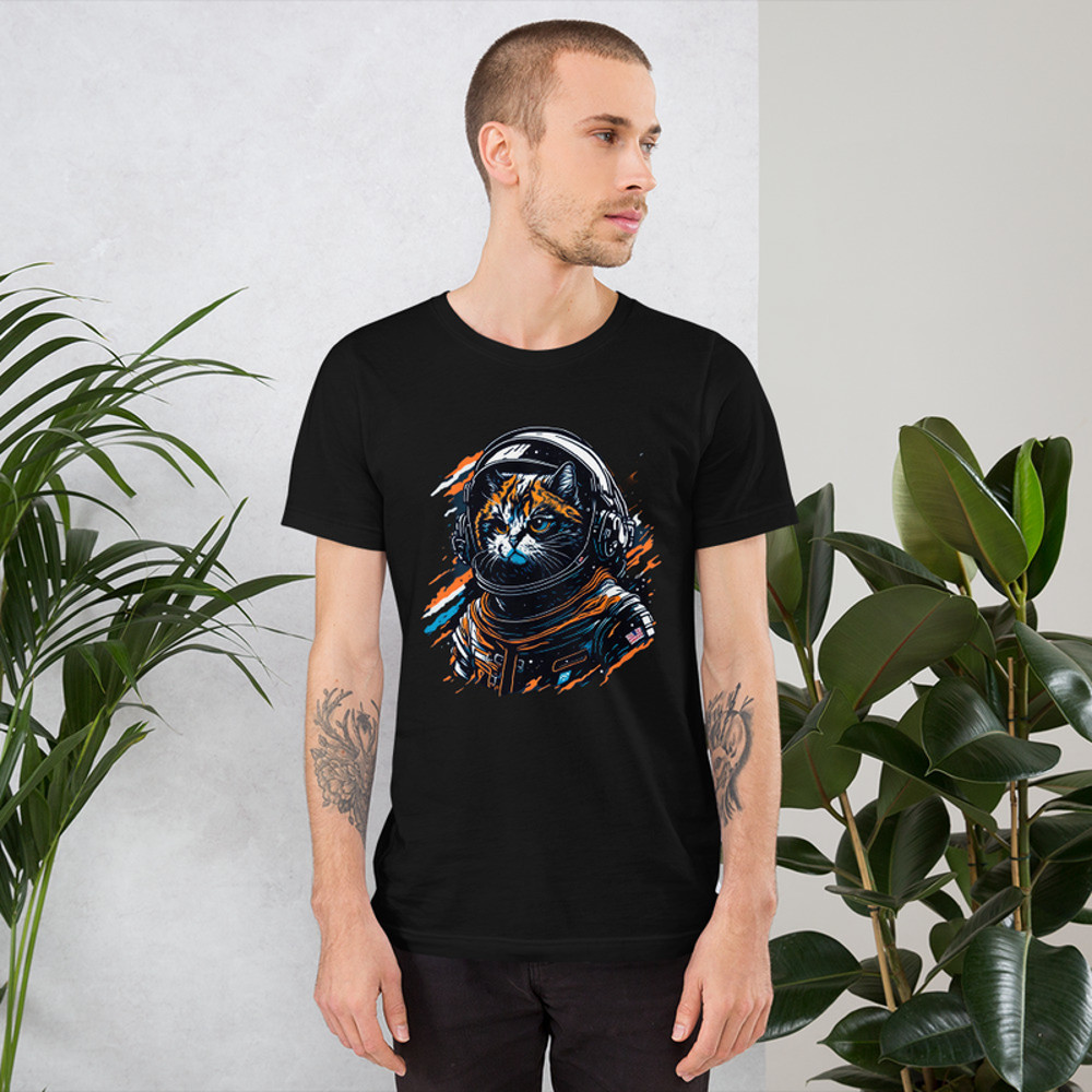 CAT ASTRONAUT NAMED TOMMY UNISEX T-SHIRT