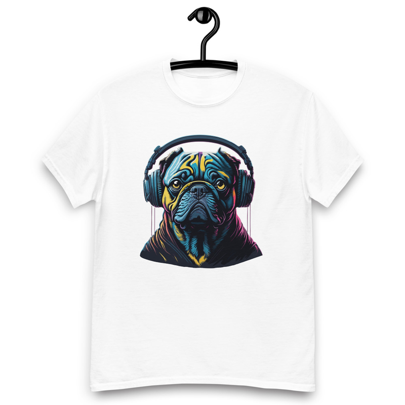 Bulldog in Headphones Men's classic tee