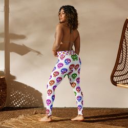 colorful skulls seamless pattern yoga leggings