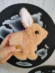 musical hare toy, rabbit quick, gift for 2 year old, plush hare, soft toy, wind-up, interesting toy, little hare,Bunny r